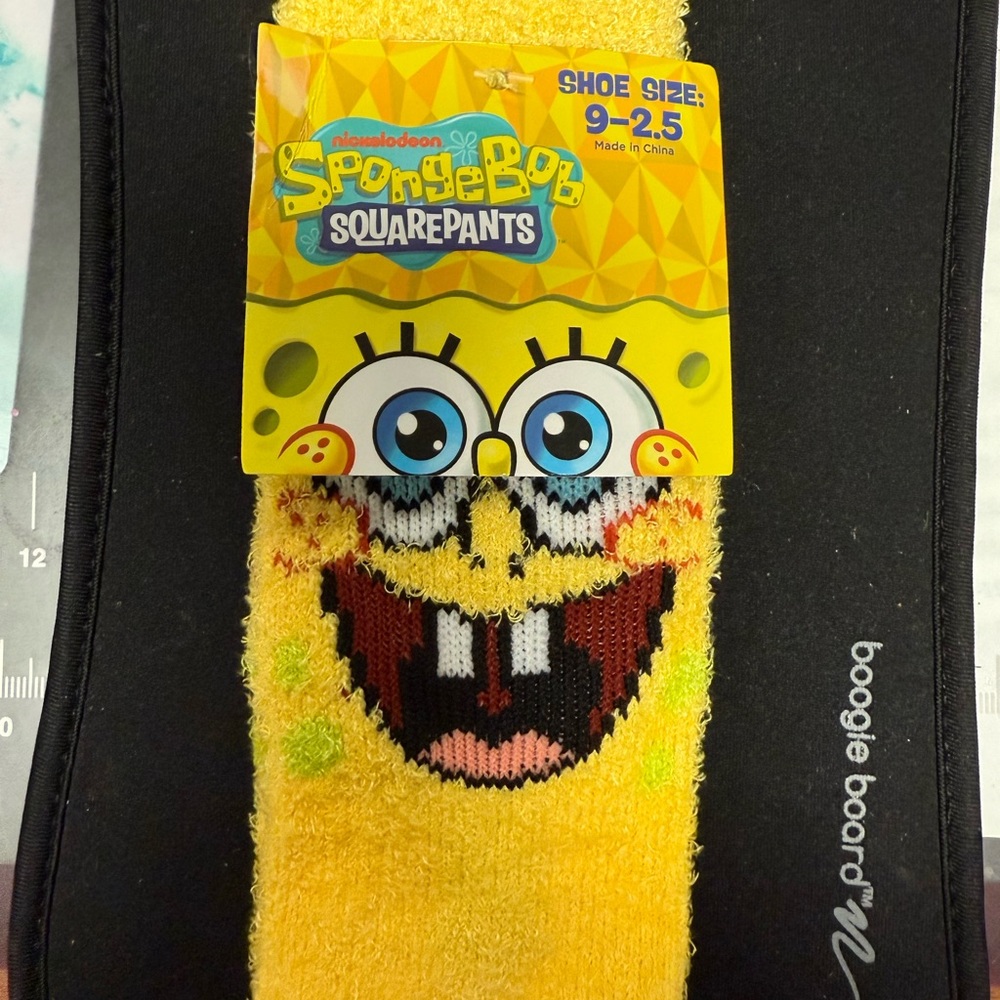 SpongeBob SquarePants Yellow Socks Child Fuzzy Socks NWT